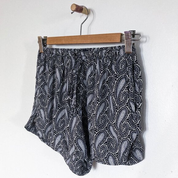 2 FOR $15 Printed Paisley Grey Shorts - Picture 5 of 7